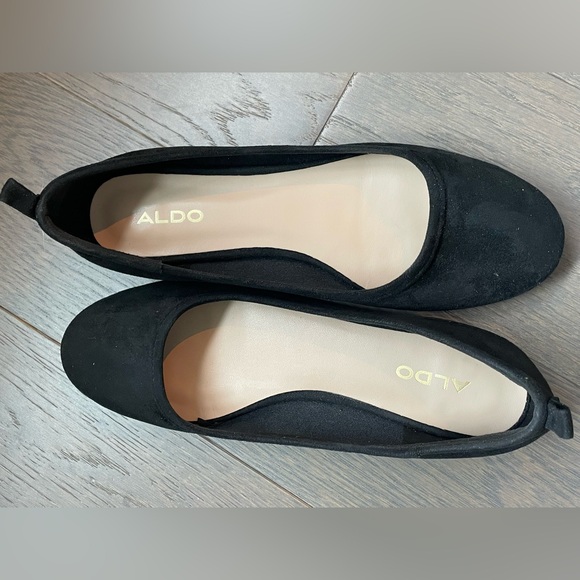 Suede Ballet Flats- LIKE NEW - Picture 2 of 5